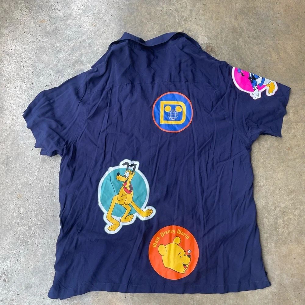 Disney World 50th Anniversary Vault Collection Mickey & Friends Shirt Sz XL NWT - Picture 6 of 7